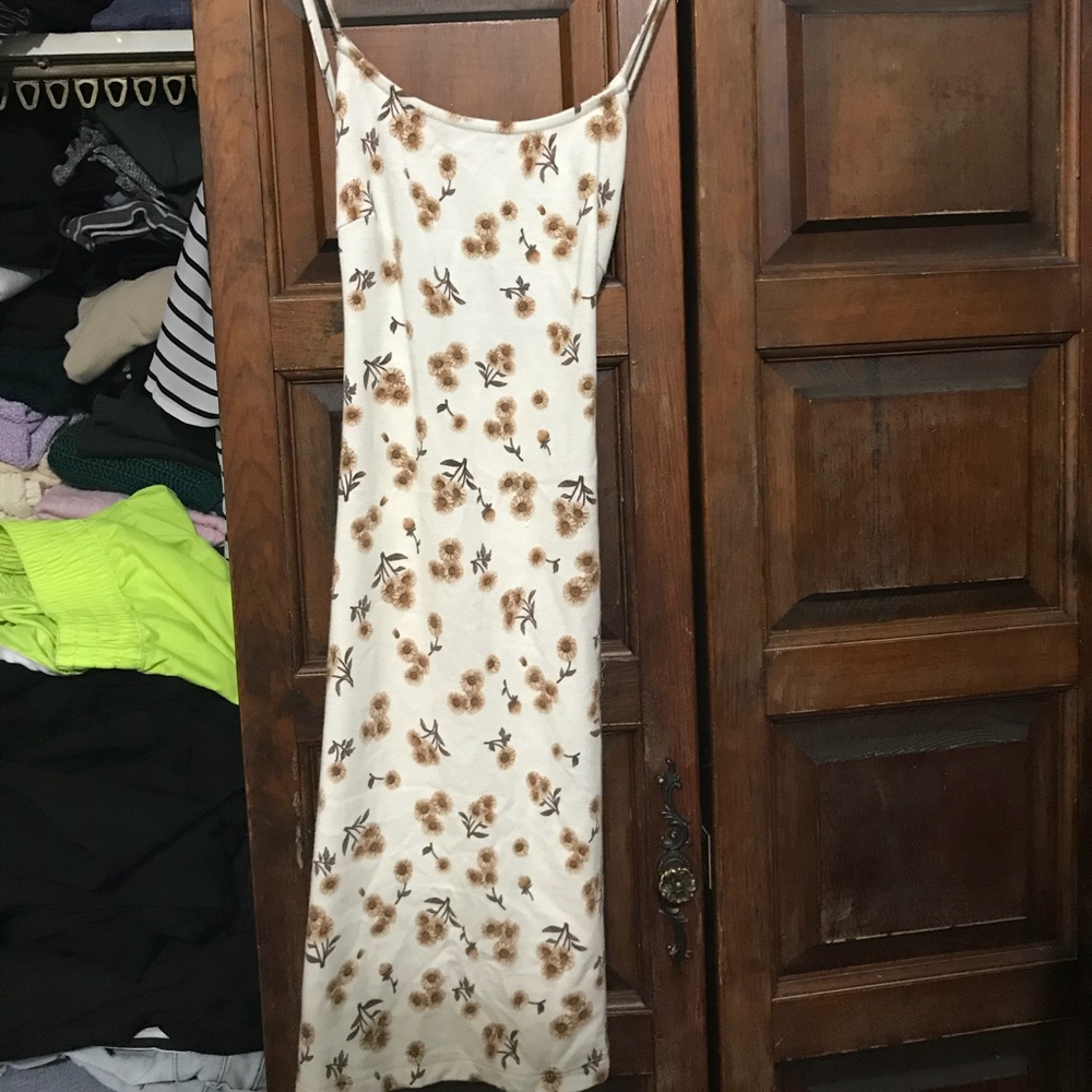 brandy melville daisy dress